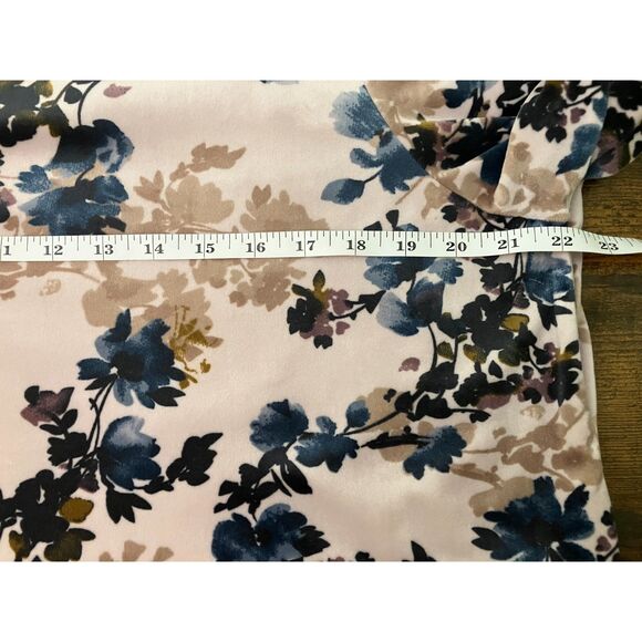 J. Jill PureJill soft velour floral tunic top with pockets - Picture 8 of 10